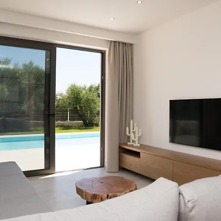 Ariadne Elegant Psarou (Zakynthos)