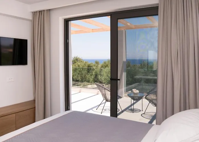Ariadne Elegant Villa