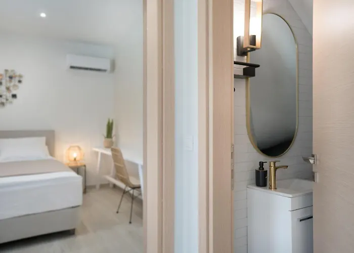 Ariadne Elegant Psarou (Zakynthos)